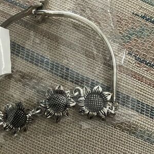 Brand new sunflower bracelet